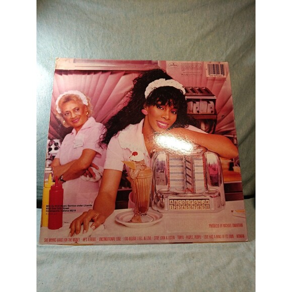 Vintage Donna Summer "She Works Hard for the Money" lp, 1983 - Picture 2 of 7